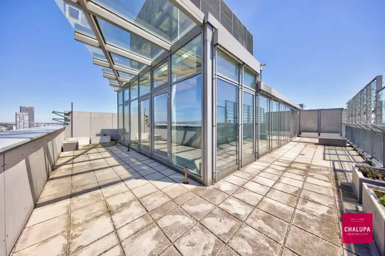 Exklusive Loftwohnung im 22. OG mit spektakulärer Panoramaterrasse - 1220 Wien