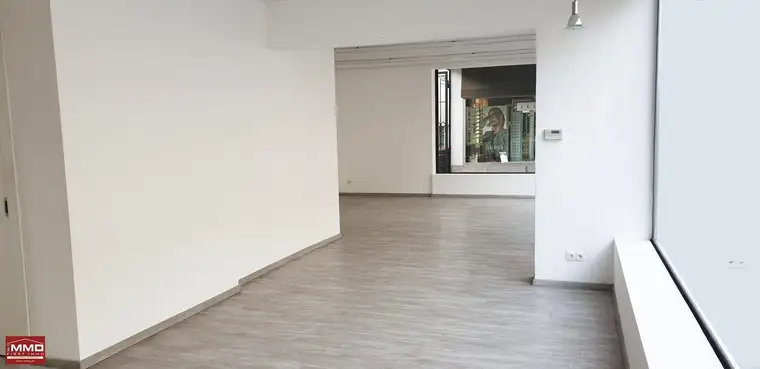 68m2 STORE : FREQUENZLAGE : SOFORT BEZUGSFERTIG!