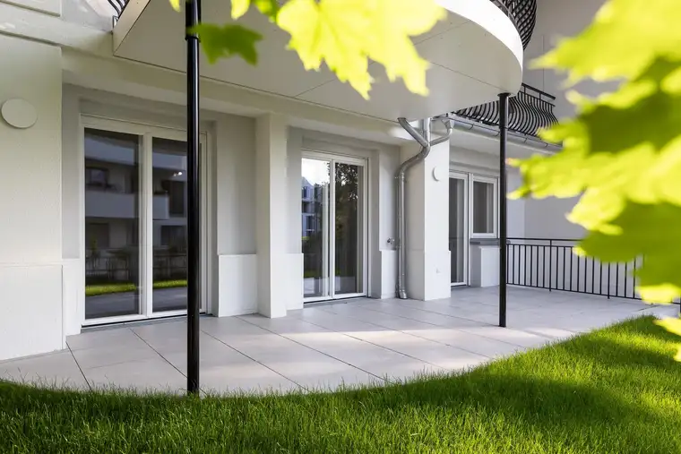 Wiener Tradition trifft Moderne: Exklusive Gartenwohnung mit Charakter