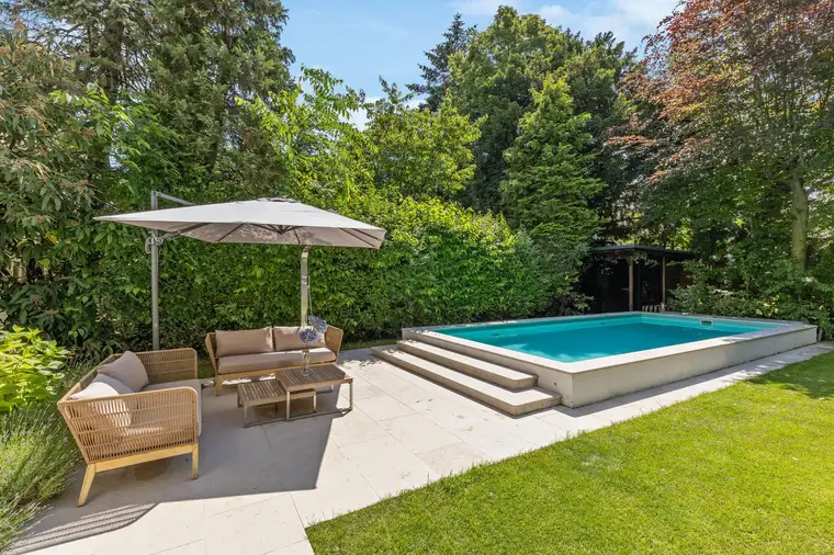 Historische Cottage-Villa: Exklusives Wohnen in der Nähe des Türkenschanzparks