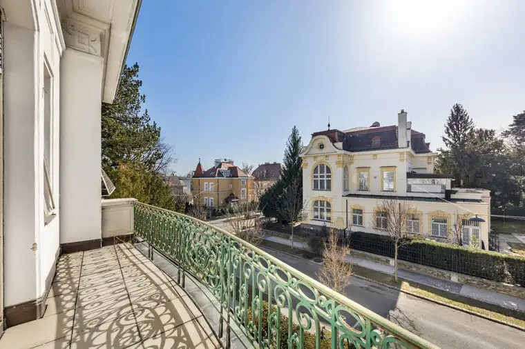 Exklusiv Residieren in historischer Cottage-Villa – unwiderstehlicher Charme und viel Potential nahe Türkenschanzpark