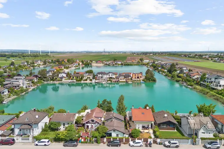 Wohnoase am Ponysee – Charmantes Kleingartenhaus mit Ausbaupotenzial in absoluter Ruhelage