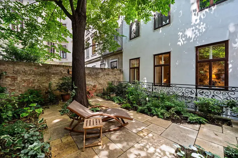 Eleganz trifft Natur – Altbauwohnung mit Gartenidylle im Herzen des 3. Bezirks