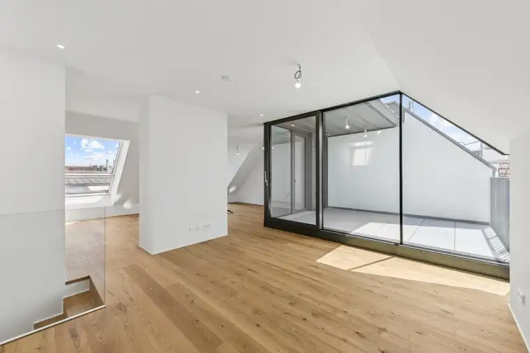 Exklusive Dachgeschoss-Maisonette mit 2 Terrassen im 7. Bezirk
