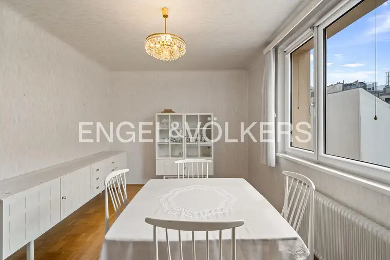 Freundliche 4-Zimmer-Wohnung mit Parkmöglichkeit – Nähe Augarten
