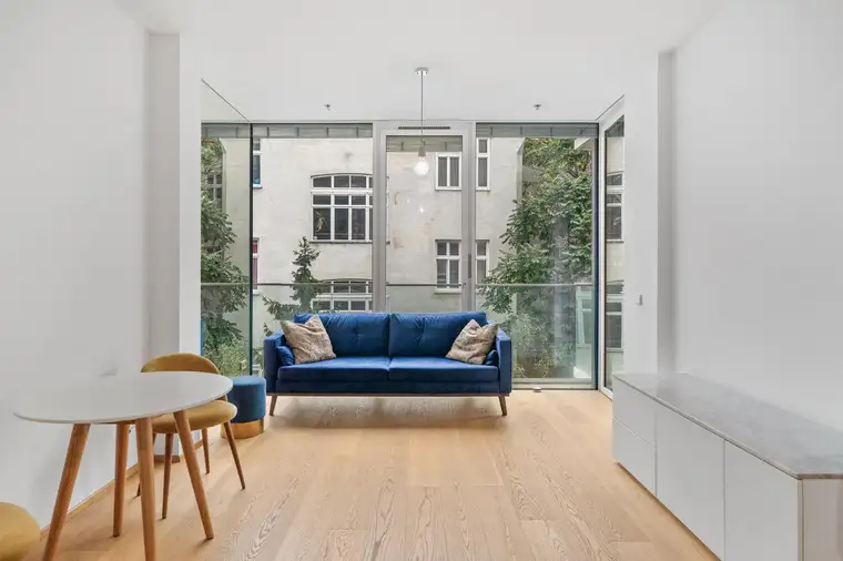 Ruhelage: 2-Zimmer-Premium City Apartment mit riesiger Loggia