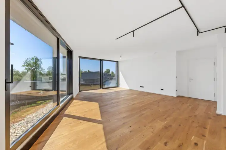 Ihr Domizil am Wasser: Exklusive Ferienwohnung mit Bootsanlegeplatz