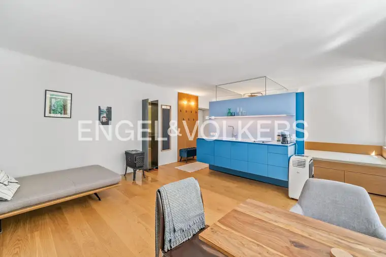 Nahe Innenstadt: Möbliertes Designer-Apartment in ruhiger Lage
