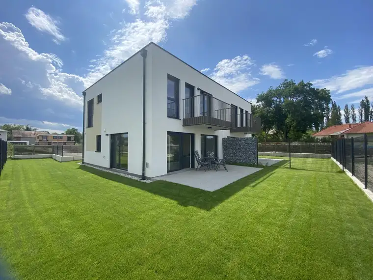 Belagsfertige Doppelhaushälfte in Massivbauweise in Pottendorf!