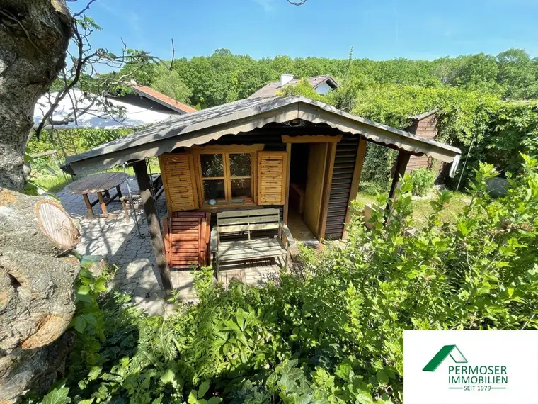 renoviertes Sommerhäuschen (Tiny House) auf schönem Baugrund mit Seebenützung zu vermieten