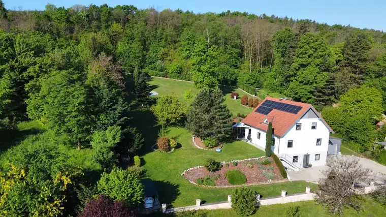 Immobilien Permoser, Immobilien Permoser Ges.m.b.H.