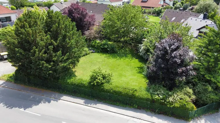 Zentral gelegenes Baugrundstück verkaufen – gute Anbindung &amp; viele Möglichkeiten