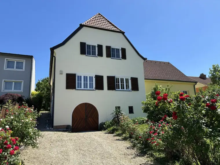 Immobilien Permoser, Immobilien Permoser Ges.m.b.H.