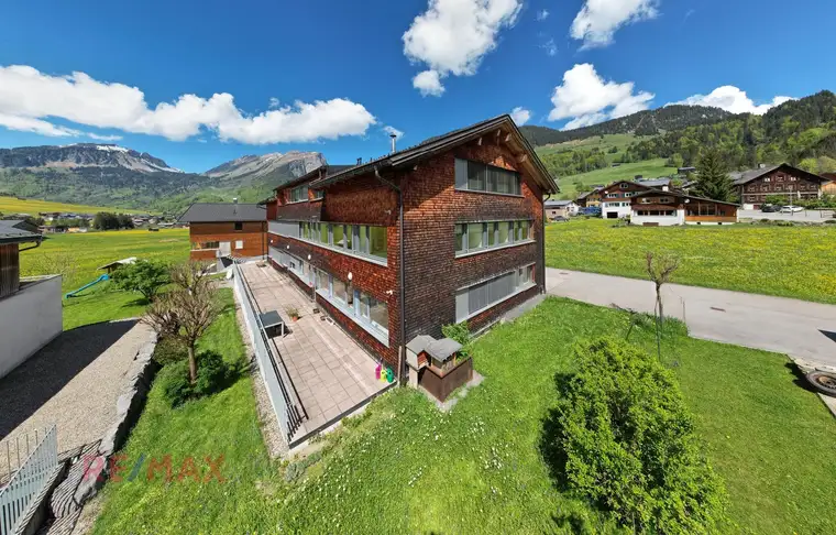 Bergluft &amp; Behaglichkeit: Ihr neues Zuhause im Bregenzerwald
