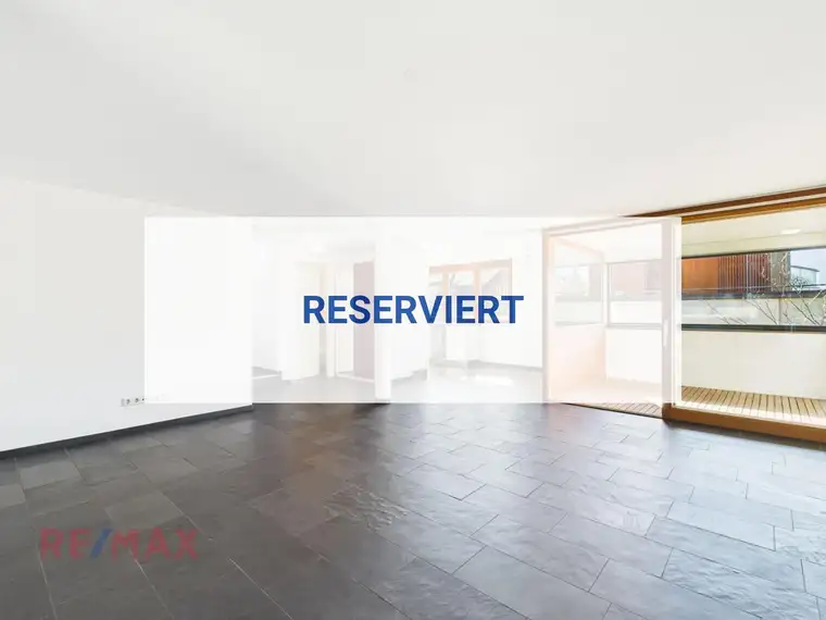 Helle und geräumige Wohnung mit sonniger Loggia – Ihr neuer Lieblingsplatz