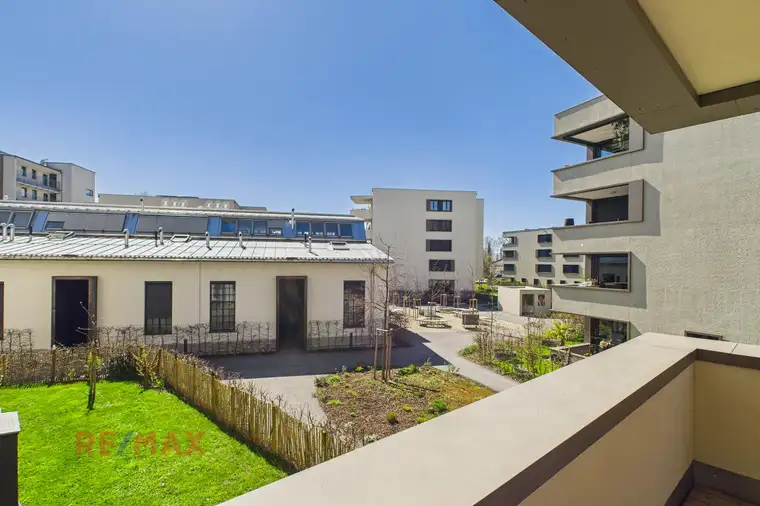 Ihr Zuhause am Bodensee: Moderne Wohnung mit Balkon, nur wenige Minuten vom See entfernt