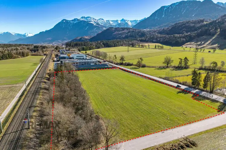Planungssicheres Grundstück – Baurecht &amp; bewilligtes Projekt
