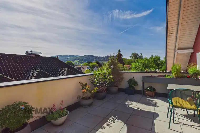 Über den Dächern von Lustenau – Dachgeschosswohnung mit Sonnenterrasse und besonderem Flair
