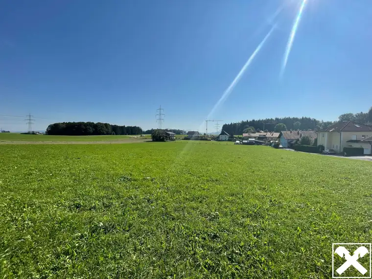 Sonnige Baugrundstücke in Wies