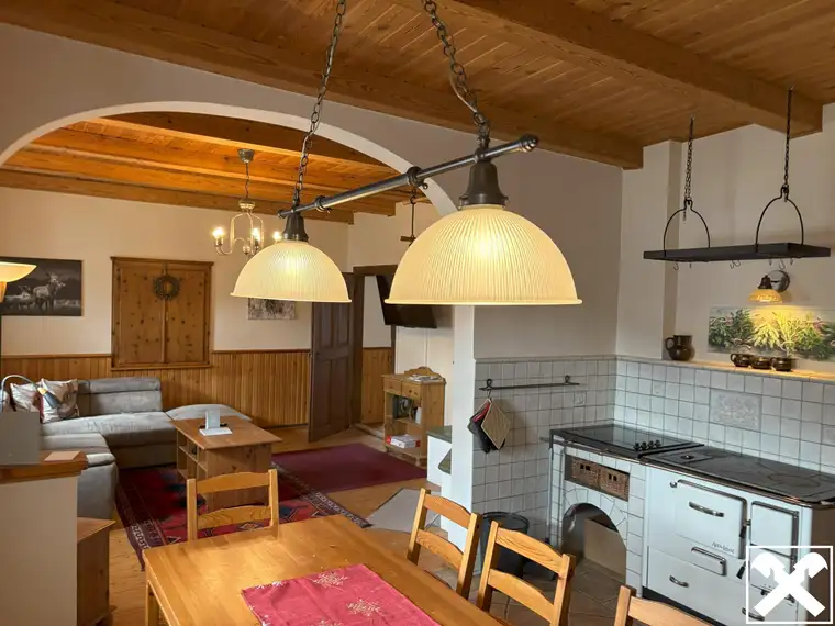 Großzügiges Einfamilienhaus mit touristischer Nutzung