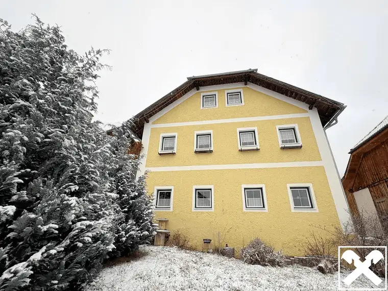 Großzügiges Einfamilienhaus mit touristischer Nutzung