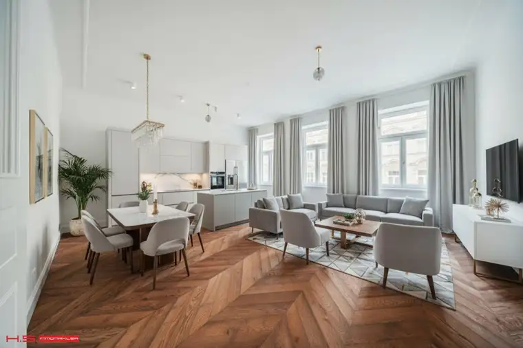 Helmut Strempfl, Firma Helmut Strempfl e. U./ Helmut Strempfl Immomakler GmbH