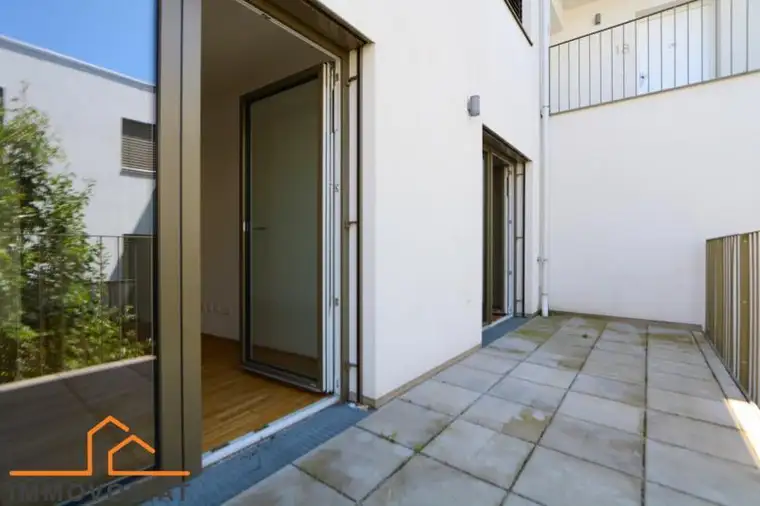 11 m2 eigener Balkon zum Relaxen: Moderner 2 Zimmer Neubau mit Komplettküche im grünen Rodaun + barrierefrei