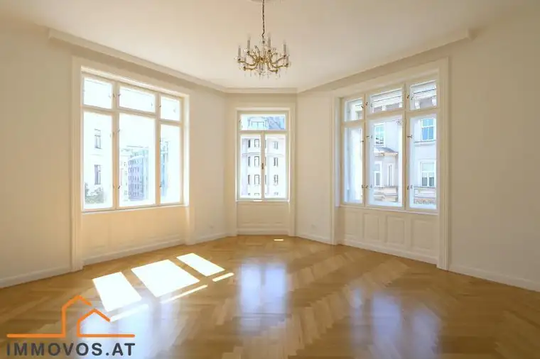 4,5 Zimmer Erstbezug im Botschaftsviertel 1030: Runderneuerte Altbau-Schönheit mit Hofbalkon/Lift beim Ahrenbergpark