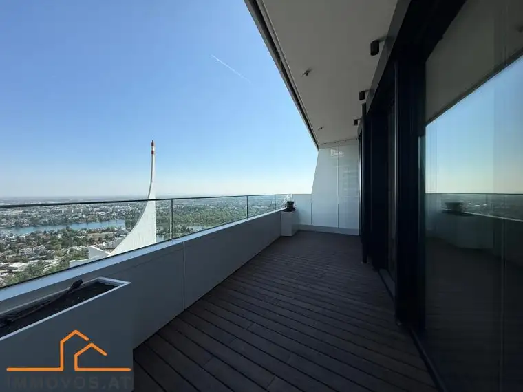 SELTENE KAUFGELEGENHEIT | NEUBAUWOHNUNG MIT PANORAMABLICK | UNO-CITY-NÄHE &amp; U1 