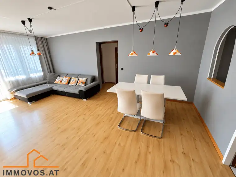 ++NEU++LICHTDURCHFLUTETE 3-ZIMMER-WOHNUNG MIT LOGGIA UND EIGENEM STELLPLATZ
