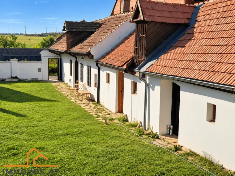 ++NEU++CHARMANTES, TEILSANIERTES LANDHAUS MIT GARTEN UND VIELSEITIGEN NUTZUNGSMÖGLICHKEITEN!