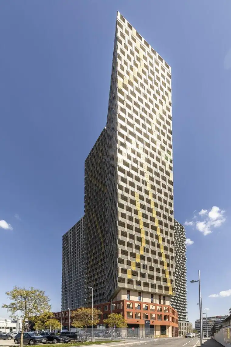 Q-TOWER - DER GOLDENE TURM - RARITÄT - EXKLUSIVER WOHNKONFORT MIT BLICK ÜBER DIE SKYLINE WIENS