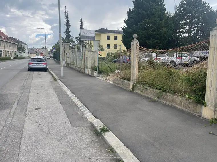 TOPLAGE BADEN - BETRIEBSGRUNDSTÜCK IN DER WALTERSDORFERSTRASSE - MIETE ODER KAUF MÖGLICH