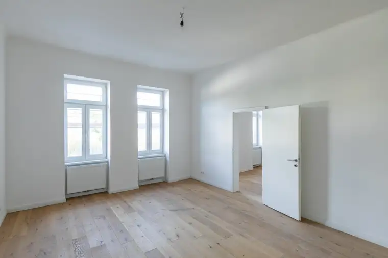 Charmante 2-Zimmer-Altbauwohnung mit ca. 76m² in 1120 Wien