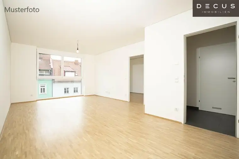 | 2 ZIMMERWOHNUNG | NÄHE HAUPTBAHNHOF | OHNE PROVISION