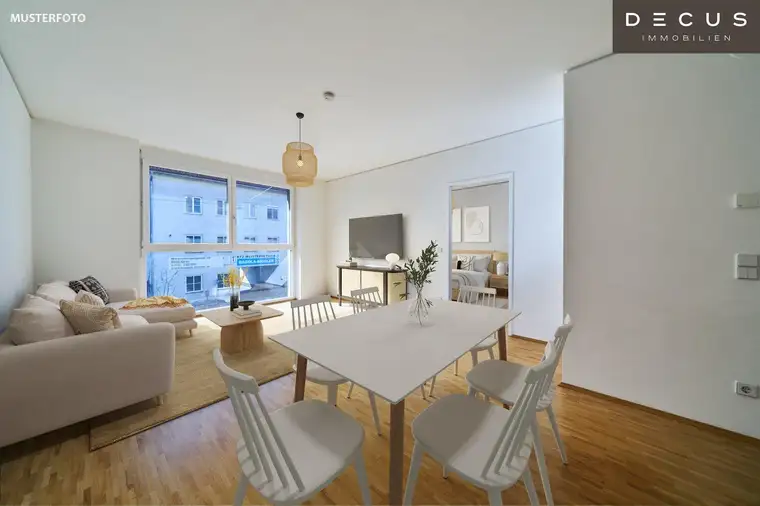 | 2 ZIMMERWOHNUNG | MIT ALLGEMEINEM DACHGARTEN | GUTE ANBINDUNG | 2. STOCK