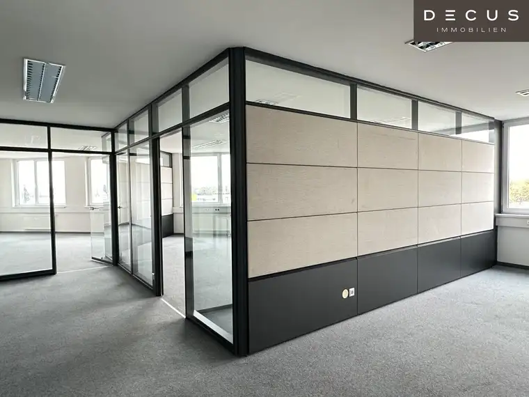 | DONAUFELDERHOF | NÄHE U1 KAGRAN | Lager- und Büroflächen