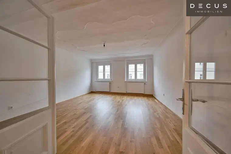 | TRAUMHAFTE 3 ZIMMER WOHNUNG IM DACHGESCHOSS | TOP SANIERT | ZENTRALE LAGE