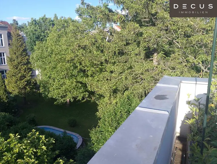 / 4 ZIMMER/ ZENTRAL BEGEHBAR/ VERFÜGBAR AB 1.07.2025 / DACHGESCHOSS / TERRASSE