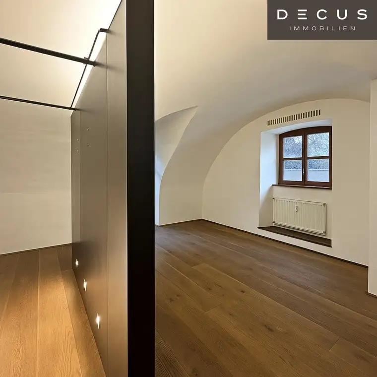 | ATTRAKTIVES GESCHÄFTSLOKAL | ca. 55,70m² | 2 RÄUME | INNENSTADTLAGE | ECKE PROKOPIGASSE | NÄHE FÄRBERPLATZ