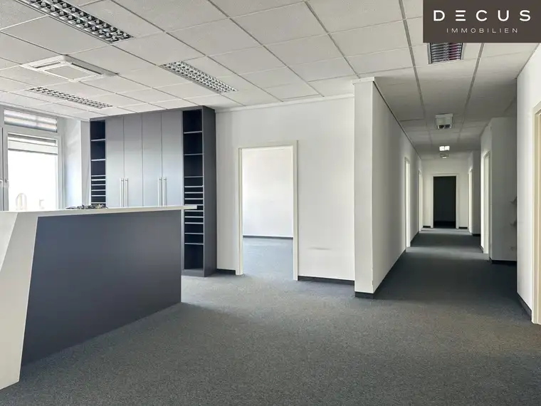 + + + Gekühlte Bürofläche an der Wiener Westeinfahrt – Top-Lage mit optimaler Infrastruktur + + + KEINE KAUTION + + +