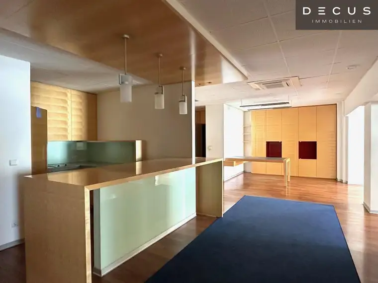 + + + NUSSDORFER PLATZ + + + hochwertiges 3-Raum-Büro + + +