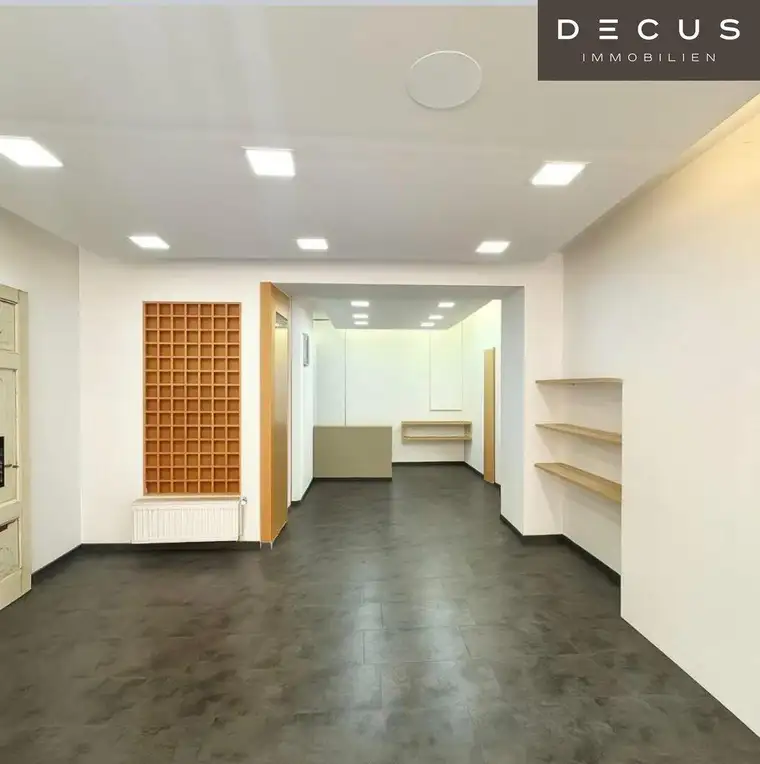 | ATTRAKTIVES GESCHÄFTSLOKAL IN PROMINENTER EINKAUFSSTRASSE | ca. 55m² NUTZFLÄCHE | SEHR GUTE LAGE | INNENSTADT