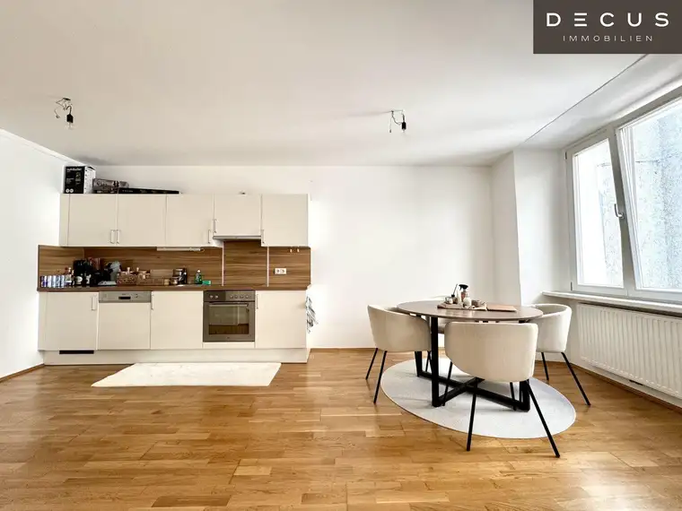 | MODERNE &amp; HELLE 2-ZIMMER-WOHNUNG | 2.OG | IDEAL FÜR PAARE ODER SINGLES | TOP LAGE | INNENSTADT