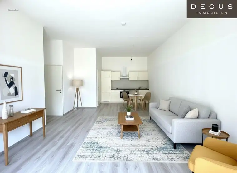 | GARTENWOHNUNG | ZENTRAL UND DOCH SEHR RUHIG | 3 ZIMMER