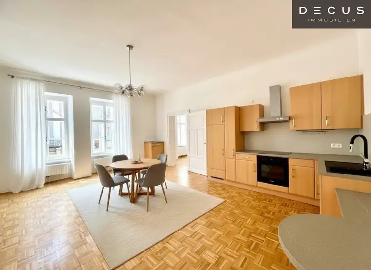 | GERÄUMIGE 4- ZIMMER-WOHNUNG | WG - TAUGLICH | CA. 120m² | 1. OG | HELL &amp; GEMÜTLICH | NÄHE KUNSTHAUS | TOP LAGE | SEHR ZENTRAL