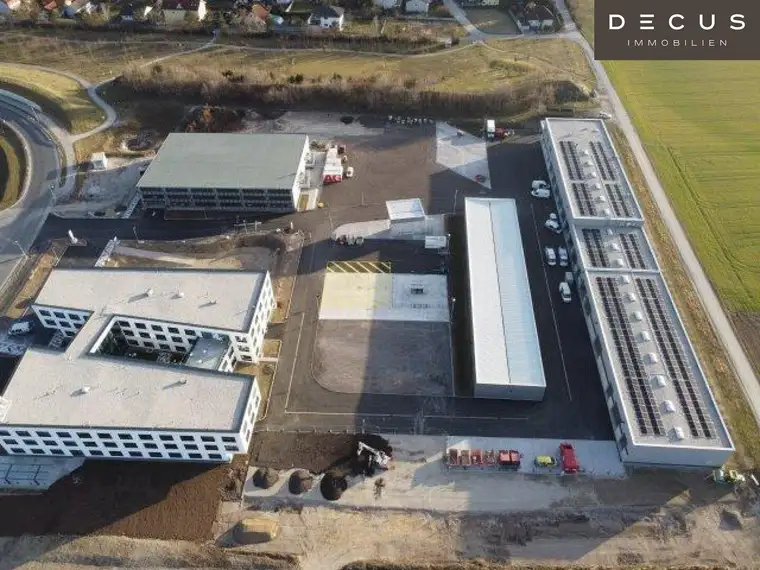 | Großzügige Büroflächen im Süden von St. Pölten | direkt an der Autobahn A1 | Lagerhalle | Flugdach | Freifläche | Stellplätze