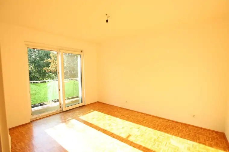 2 ZI - Wohnung mit Balkon in der Durchlaßstraße