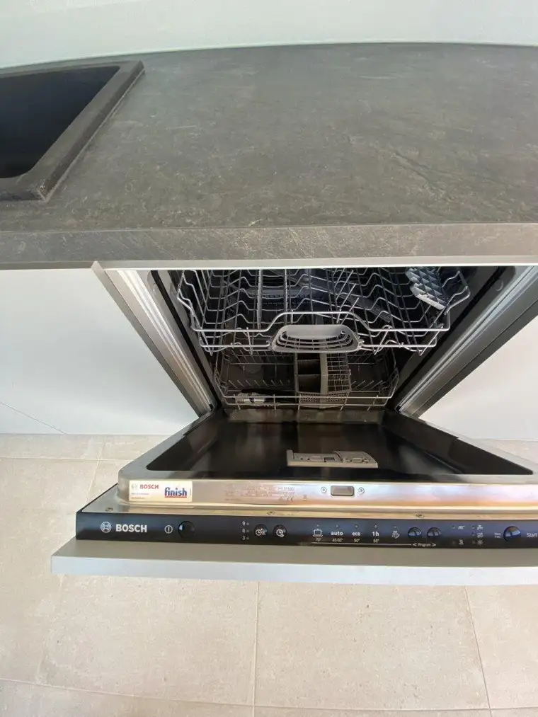 Fast neue hochwertige 4 Zimmer Dachgeschoßwohnung mit Terrasse und Wienblick