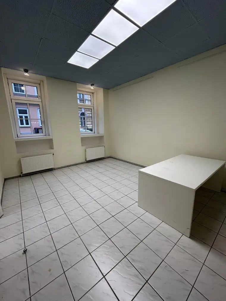 BÜROFLÄCHE in ruhiger Lage beim Naschmarkt - UNBEFRISTET